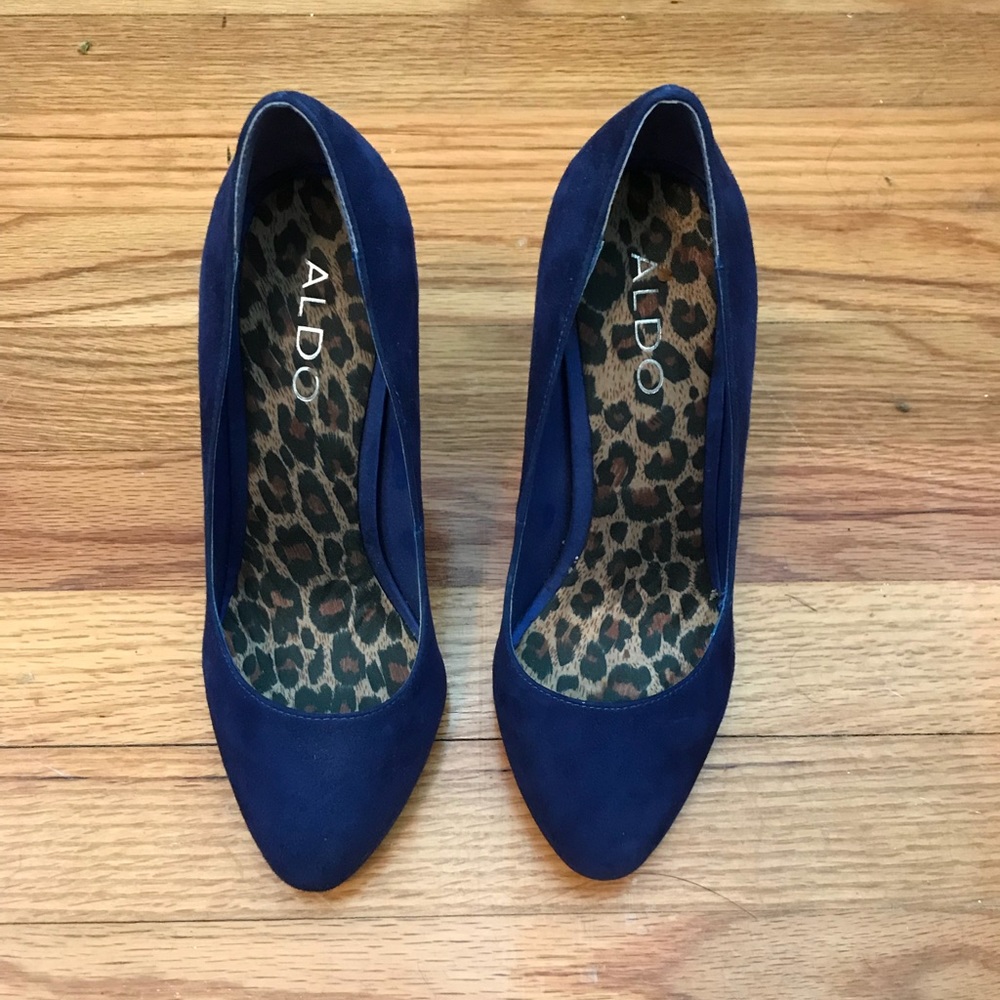 Cobalt blue suede pumps